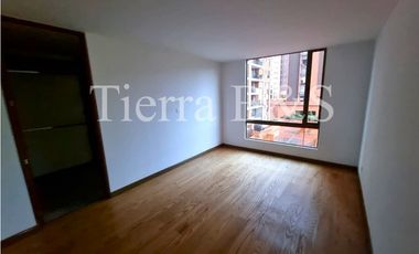 VENTA DE APARTAMENTO EN COLINA DEL MONTE, 134 M2 POR $860 Millones