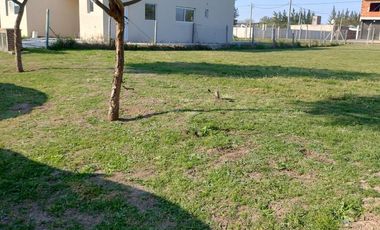 RBS. EN VENTA LOTE EN SAN RAMIRO, PILAR DEL ESTE.