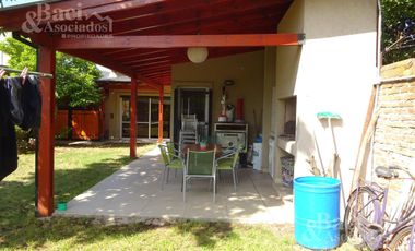 Casa - Luis Guillon