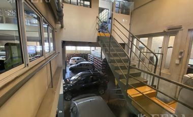Venta galpón con departamento de 4 ambientes en Dock Sud (29824)