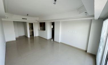 Venta departamento tres ambientes al frente en Remedios de Escalada