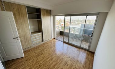 Venta departamento tres ambientes al frente en Remedios de Escalada