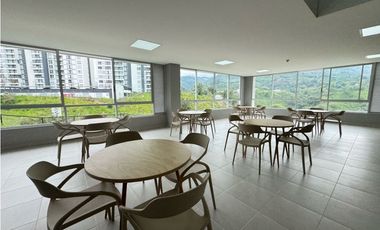 Se Arrienda Apartamento Nuevo - Av Centenario