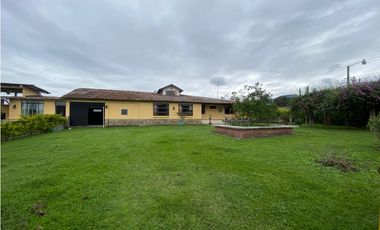 VENTA DE FINCA EN CALARCA VIA BARCELONA QUINDIO