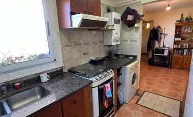 DEPARTAMENTO EN VENTA DE 4 AMBIENTES HIPOLITO YRIGOYEN 2939 (LANUS)