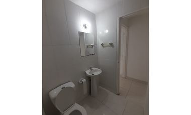 ARRIENDO LOCAL LAURELES