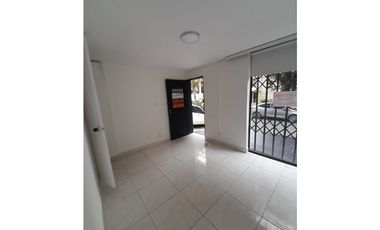 ARRIENDO LOCAL LAURELES