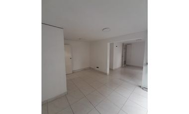 ARRIENDO LOCAL LAURELES