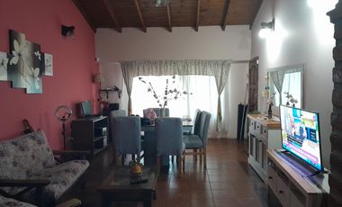 Casa en Villa Luzuriaga