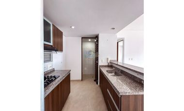 En Venta Apartamento en Edificio Santa María Reservado