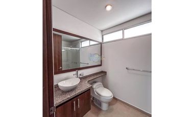 En Venta Apartamento en Edificio Santa María Reservado