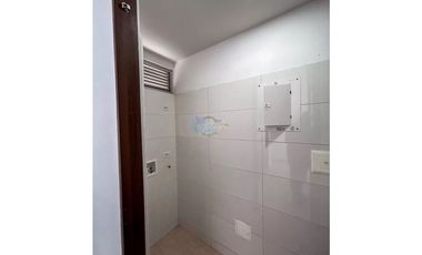 En Venta Apartamento en Edificio Santa María Reservado