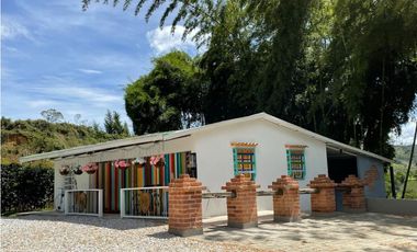 Finca Amoblada en Venta en Marinilla - Antioquia