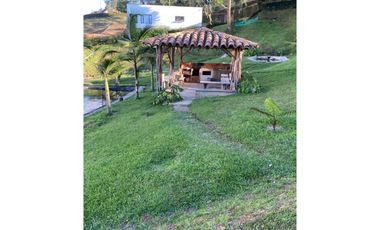 Finca Amoblada en Venta en Marinilla - Antioquia