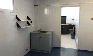 Edificio Comercial - Llavallol