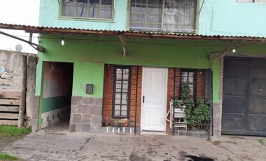 Casa en venta - 4 Dormitorios 3 Baños - 216Mts2 - Melchor Romero, La Plata