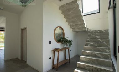 Casa en Puertos / Escobar - Barrio Marinas
