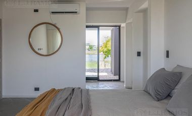 Casa en Puertos / Escobar - Barrio Marinas