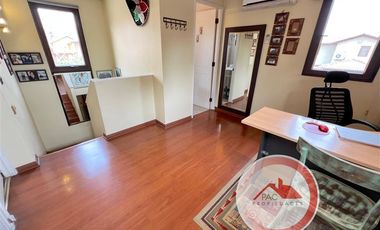 Gran Terreno Casa Venta 4 Dormitorios Condominio Santa Marta