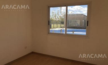 Departamento en venta -  Casuarinas Premium, Canning.