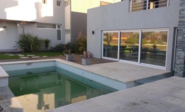 Departamento en venta - 1 dormitorio 1 baño - 56mts2 - Villa Gesell