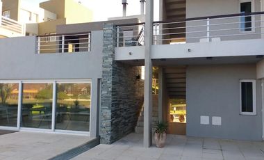 Departamento en venta - 1 dormitorio 1 baño - 56mts2 - Villa Gesell