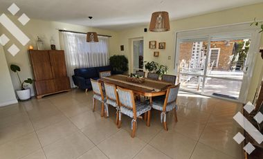 Casa 5 dormitorios - Jardines del Rey