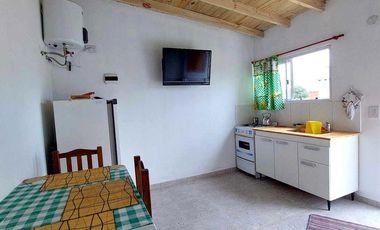 Casa en venta - 4 Dormitorios 3 Baños - Cochera - 405Mts2 - Mar Chiquita