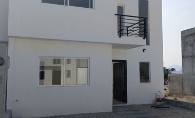 CASA ITACA MODIFICADA DE ENTREGA INMEDIATA en Fraccionamiento Itaca