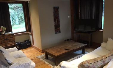 Importante casa con costa de lago en Bariloche