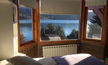 Importante casa con costa de lago en Bariloche
