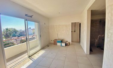 VENTA DEPARTAMENTO 4 AMB  100 M2 LANUS OESTE