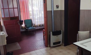 VENTA Casa ideal 2 Flias  VILLA BALLESTER