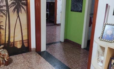 VENTA Casa ideal 2 Flias  VILLA BALLESTER