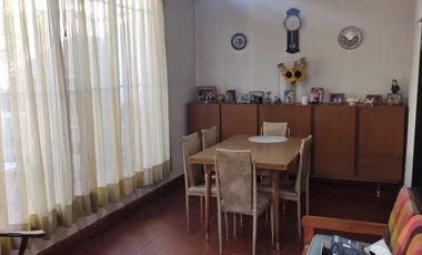 VENTA Casa ideal 2 Flias  VILLA BALLESTER