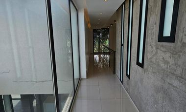Casa en Círculo Hebreo