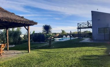 Casa Quinta Venta 4 dormitorios 2 baños 1000mts2 -90mts2 cubiertos- La Capilla, Florencio Varela