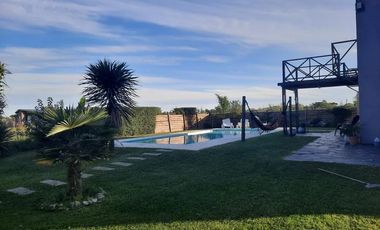 Casa Quinta Venta 4 dormitorios 2 baños 1000mts2 -90mts2 cubiertos- La Capilla, Florencio Varela