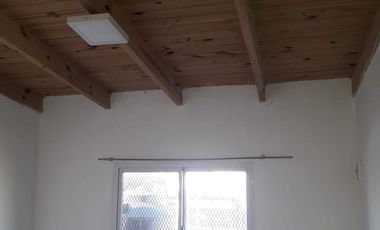Dúplex en venta - 3 dormitorios 3 baño - Cochera - 135mts2 - Melchor Romero