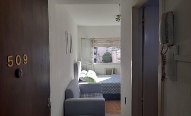 Departamento de 1 ambiente al contrafrente en venta
