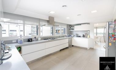 Av del LIBERTADOR 4444 - 4 SUITES - 4 COCHERAS - RECICLADO