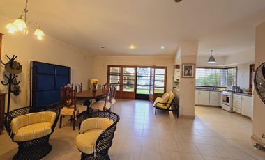 Casa frente al Río en venta - Sauce Viejo