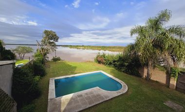 Casa frente al Río en venta - Sauce Viejo