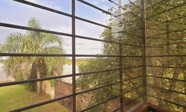 Casa frente al Río en venta - Sauce Viejo
