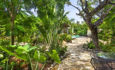 Propiedad con 15 habitaciones en Venta