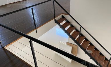 Casa - Barrio Santa Juana - Venta