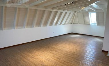 Casa - Barrio Santa Juana - Venta