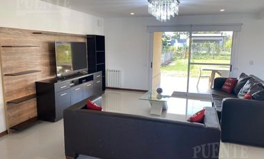 Casa - Barrio Santa Juana - Venta