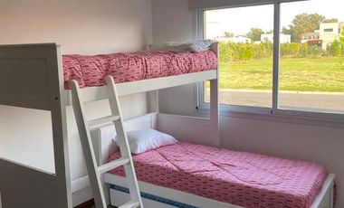 Casa - Barrio Santa Juana - Venta