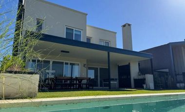 Casa en  venta Vila Marina II